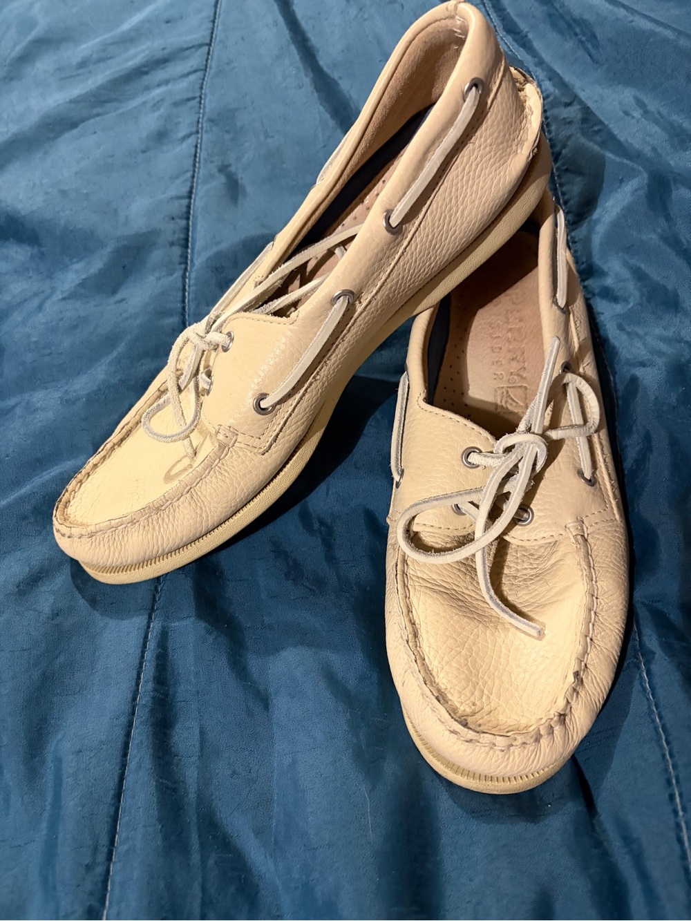 Sperry Cream/Tan Leather Boat Shoes